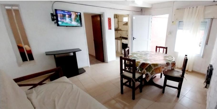 Lo De Liliana 1 Apartment Tanti